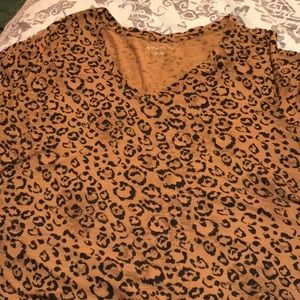 Cheetah print tee